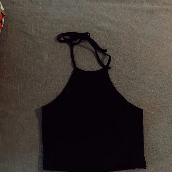 Princess Polly Tops - PRINCESS POLLY halter top
